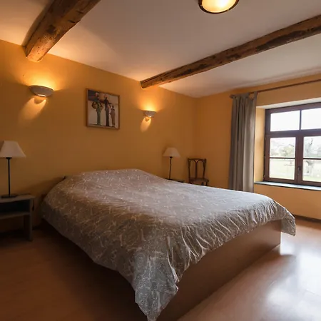 Les Trois Voisins B&B