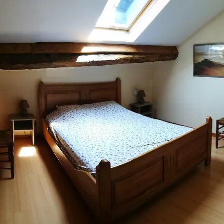 Les Trois Voisins 3*