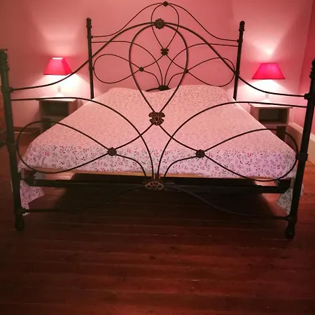 Les Trois Voisins 3*